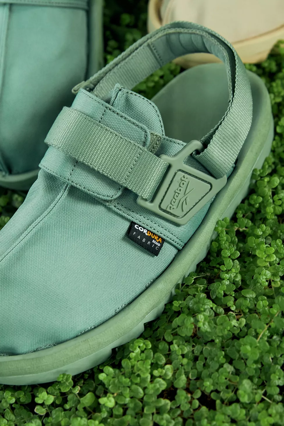Reebok clogs discount